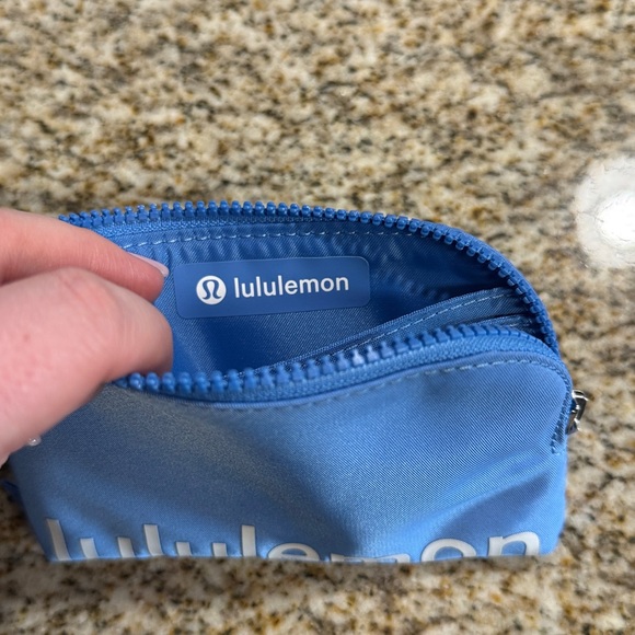 Clippable Card Pouch - Picture 4 of 4